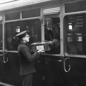 Refreshments at Paddington Station, c. 1920