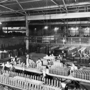 Shell production for World War 2 in 24F shop at Swindon Works, 1942