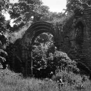 St Johns Ruins, Chester, Cheshire, June 1925 St Johns Ruins, Chester, Cheshire, June 1925