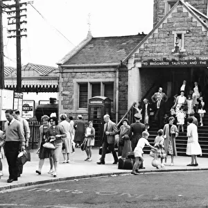 Swindon holiday makers at Weston Super Mare station 1960