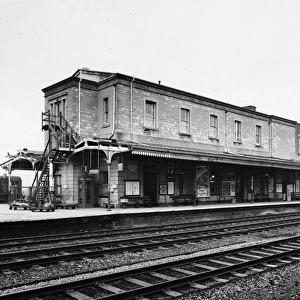Swindon Junction Station, Platform 3, 28th January 1970