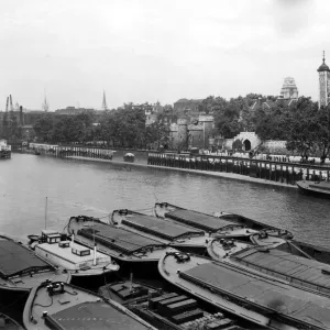 The Tower of London and Tower Wharf, June 1929