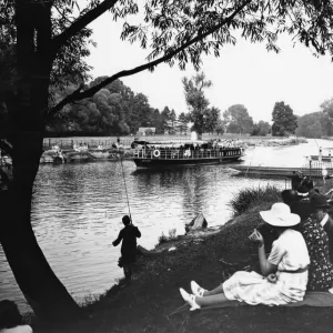 Wallingford, Oxfordshire, August 1937