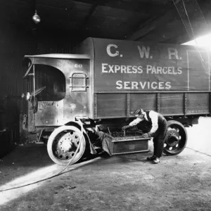 Westbourne Park Motor Depot, 1920