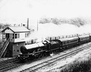 The Great Bear Gallery: No 111 The Great Bear, passing Twyford c1920