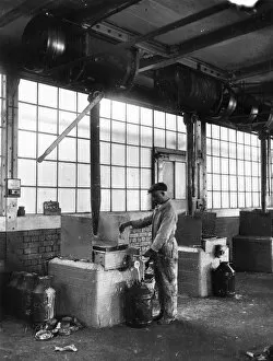 Workers at Swindon Works Gallery: No 24 Shop, Paint Stores, 1938