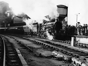 Bristol Temple Meads Gallery: No 7029 Clun Castle at Bristol Temple Meads, 1966