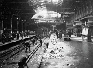 Platform Gallery: Air Raid damage to Paddington Station, 1941
