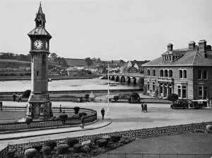 Images Dated 2nd July 2020: Albert Clock, Barnstaple, September 1934