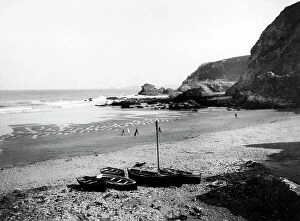 1928 Collection: The Beach at Trevaunance Cove, St Agnes, Cornwall