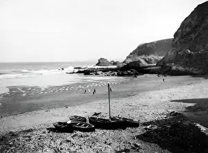 1928 Collection: The Beach at Trevaunance Cove, St Agnes, Cornwall