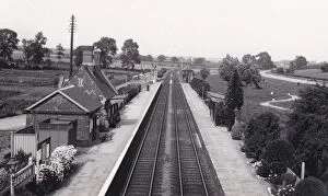 Images Dated 3rd March 2016: Bedwyn Station, c.1930