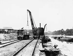 Crane Collection: Brentford Docks, c1920