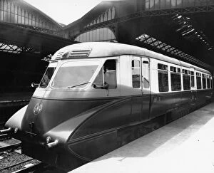 Diesel Railcars Gallery: Bristol Temple Meads Station, c.1936