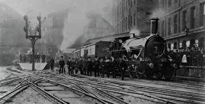 Other Broad Gauge Locomotives Gallery: The last broad gauge train leaving Paddington Station, 20th May 1892