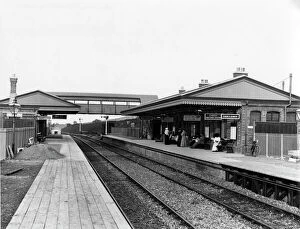 1904 Collection: Broadway Station, c.1904