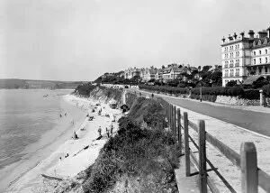Cornwall Gallery: Castle Beach, Falmouth, July 1934