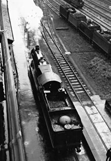 Rodbourne Gallery: Castle Class locomotive passing over Rodbourne Road bridge, Swindon