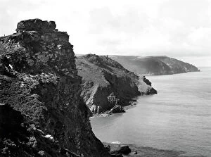 Cliffs Collection: Castle Rock near Lynton, Devon, 1950