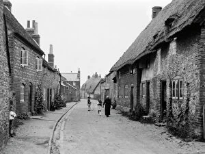Cottages Collection: Chapel Street, Watlington, c.1920