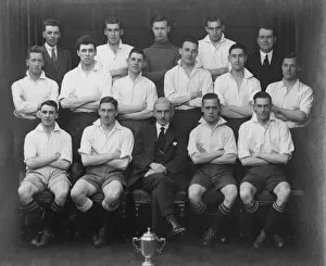 Images Dated 4th May 2012: Chief Mechanical Engineers Office Football Club, 1931-1932