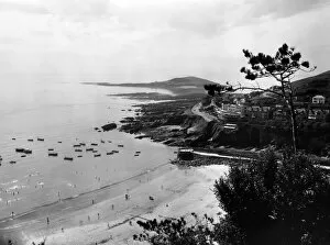 Banjo Pier Gallery: East Looe Beach, Cornwall, August 1936