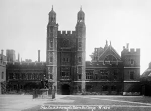 Statue Collection: Eton College, Berkshire, early 20th century