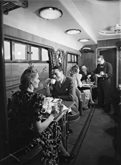 Images Dated 18th May 2022: First Class Saloon, Restaurant Car, 1946