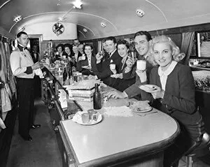 Passengers Gallery: GWR Buffet Car, c1938