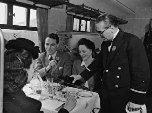 Passengers Collection: GWR Restaurant Car, 1938