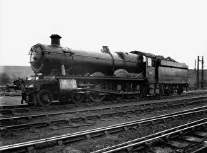Images Dated 22nd December 2014: Hall Class locomotive No. 5944, Ickenham Hall