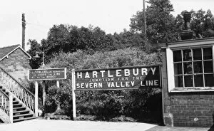 Images Dated 19th January 2016: Hartlebury Station Nameboard