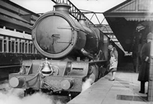 Plymouth Collection: King George V at Plymouth North Road Station, 1931