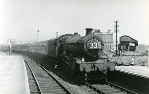 Hall Class Locomotives Collection: Loco No 6907 Davenham Hall, at Stratford on Avon