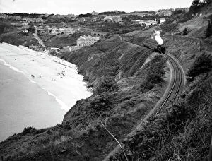 Cornwall Gallery: Locomotive at Carbis Bay in Cornwall, 1950s