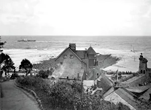 August Collection: Lynmouth from The Hillside, Devon, August 1929