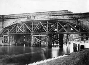 Other Bridges, Viaducts & Tunnels Gallery: Maidenhead Bridge, c1890
