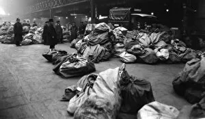 Christmas Gallery: Mail sacks at Paddington Station, 1926