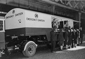 War Workers Gallery: Mobile emergency canteen at Paddington Station, during WWII