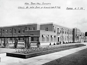 Wiltshire Gallery: New Town Hall, Swindon 1938