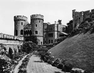 Windsor Castle Collection: Norman Gate, Windsor Castle, 1930