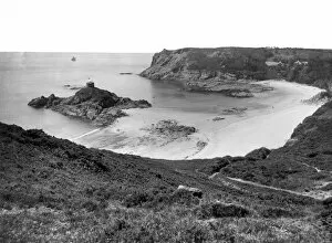 Cliff Gallery: Portelet Bay, Jersey, 1925