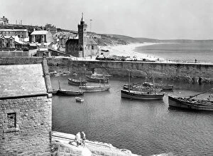Quay Collection: Porthleven Harbour and Town, Cornwall, 1933