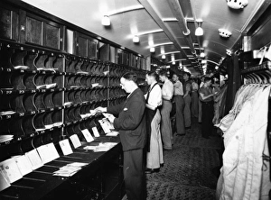 Images Dated 13th August 2007: Post Office Sorting Van, 1st July 1935