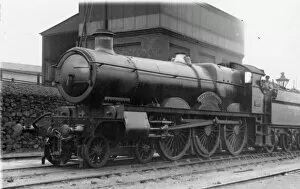 Saint Class Locomotives Collection: Saint Class, No. 2910, Lady of Shalott