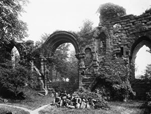 Cheshire Gallery: St Johns Ruins, Chester, Cheshire, 1920s