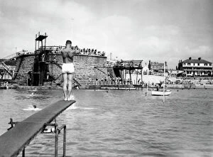 Channel Islands Collection: Swimming Club at The Lido, St Helier, Jersey, c.1930s