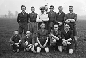 Football Collection: Swindon Works, General Football Team, 1938
