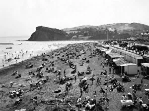Holidaymakers Gallery: Teignmouth Beach, Devon, August 1937