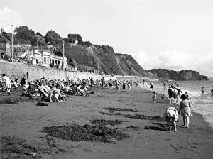 Images Dated 6th February 2021: Teignmouth, East Beach, August 1950
